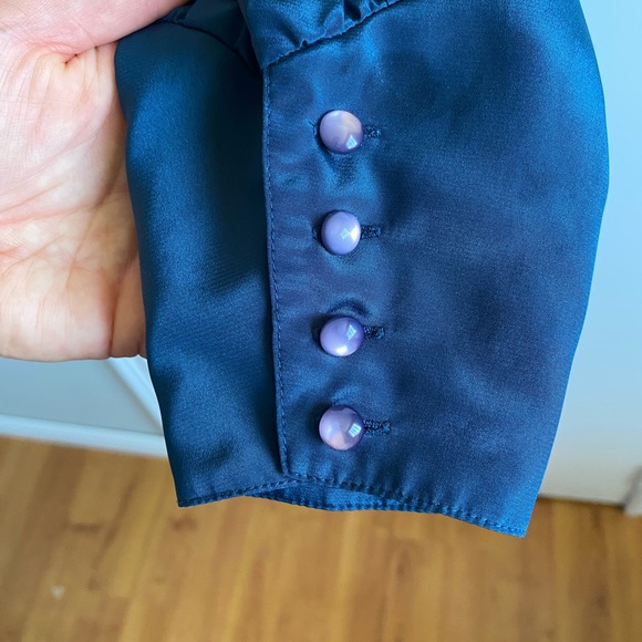 Kara vintage Blouse - Picture 16 of 16